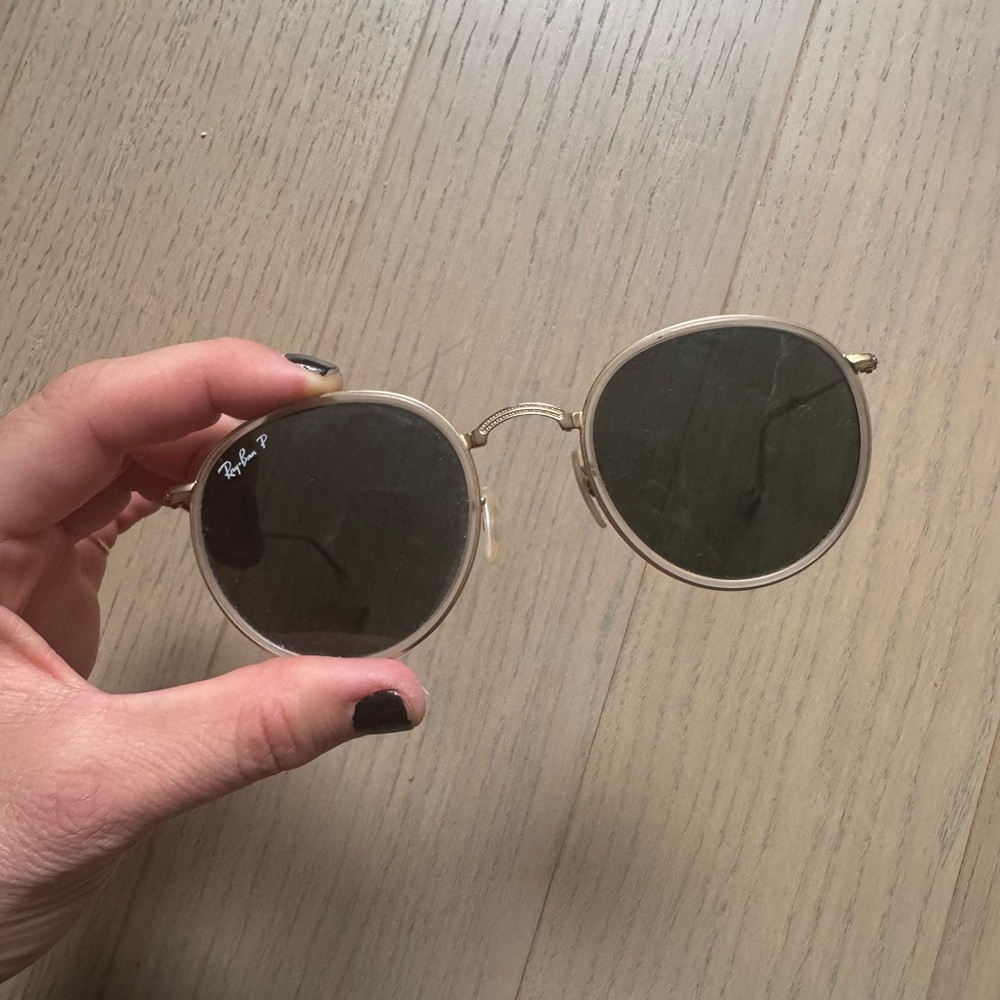 Ray-Ban Round Foldable Gold Sunglasses